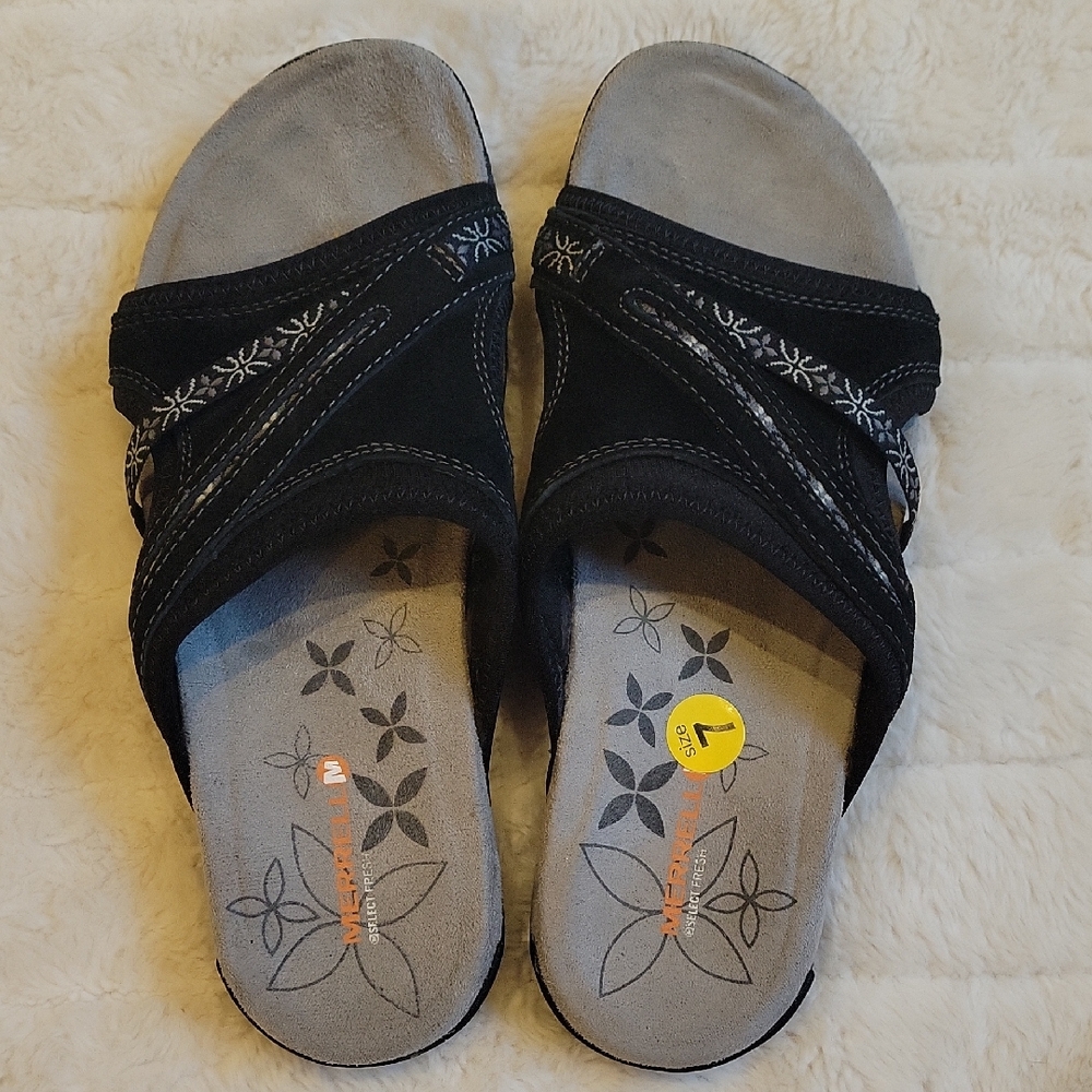 Merrell Black and Gray Sporty Sandals